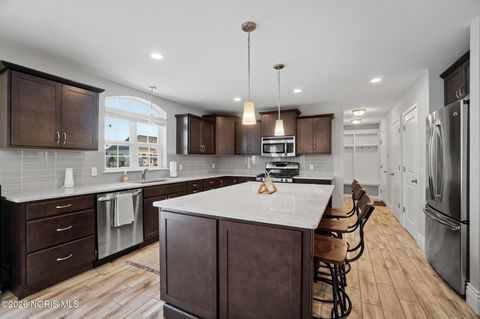 Tiny photo for 103 Barton Creek Drive, Perrysburg, OH 43551 (MLS # 10003948)