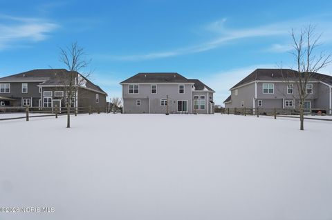 Tiny photo for 103 Barton Creek Drive, Perrysburg, OH 43551 (MLS # 10003948)