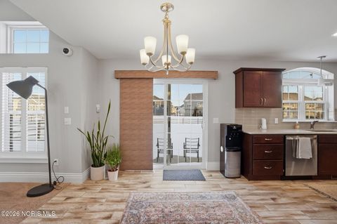 Tiny photo for 103 Barton Creek Drive, Perrysburg, OH 43551 (MLS # 10003948)