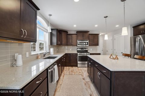 Tiny photo for 103 Barton Creek Drive, Perrysburg, OH 43551 (MLS # 10003948)