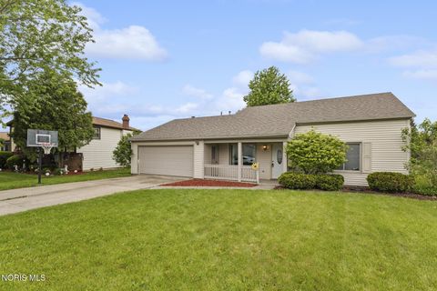 Photo of 1732 Woodhurst Drive, Defiance, OH 43512 (MLS # 10007535)