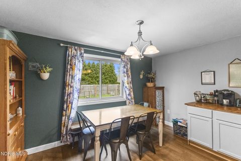 Tiny photo for 1732 Woodhurst Drive, Defiance, OH 43512 (MLS # 10007535)