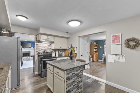 Tiny photo for 1732 Woodhurst Drive, Defiance, OH 43512 (MLS # 10007535)