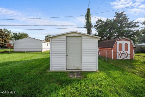Tiny photo for 1736 Parkway Drive #North, Maumee, OH 43537 (MLS # 10013424)