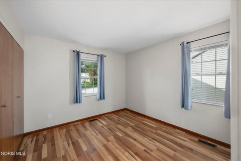 Tiny photo for 1736 Parkway Drive #North, Maumee, OH 43537 (MLS # 10013424)