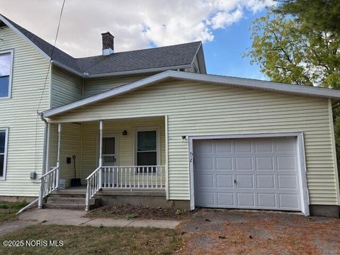 Tiny photo for 212 S Lawn Avenue, Bluffton, OH 45817 (MLS # 10000246)