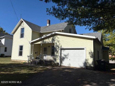 Tiny photo for 212 S Lawn Avenue, Bluffton, OH 45817 (MLS # 10000246)