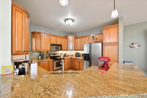 Tiny photo for 2334 Sunflower Court, Perrysburg, OH 43551 (MLS # 10012663)