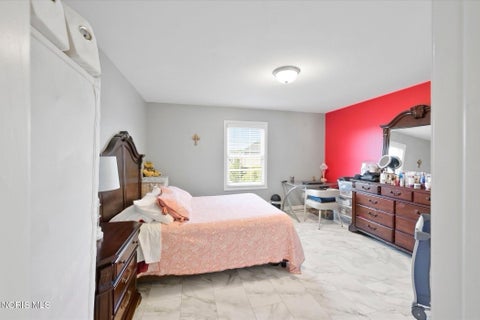 Tiny photo for 2334 Sunflower Court, Perrysburg, OH 43551 (MLS # 10012663)