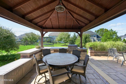 Tiny photo for 2334 Sunflower Court, Perrysburg, OH 43551 (MLS # 10012663)