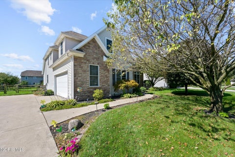Tiny photo for 2334 Sunflower Court, Perrysburg, OH 43551 (MLS # 10012663)
