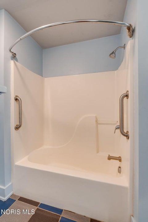 Tiny photo for 44 S Saint Clair Street #Apt 1, Toledo, OH 43604 (MLS # 10013026)