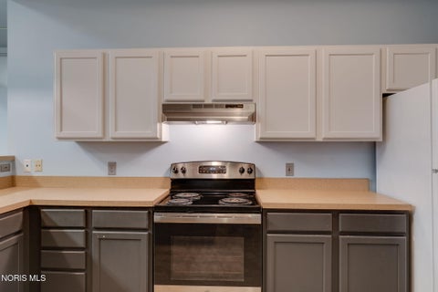 Tiny photo for 44 S Saint Clair Street #Apt 1, Toledo, OH 43604 (MLS # 10013026)