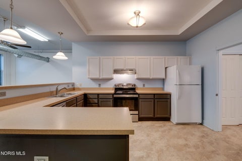Tiny photo for 44 S Saint Clair Street #Apt 1, Toledo, OH 43604 (MLS # 10013026)