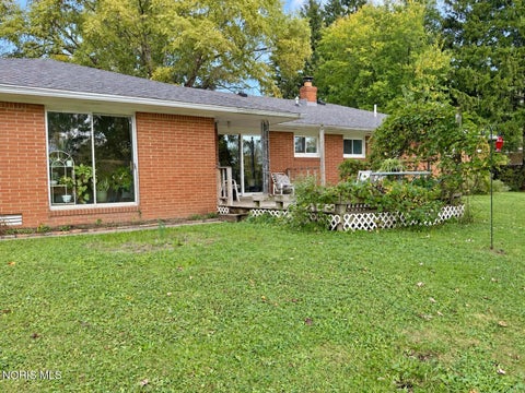 Tiny photo for 23136 W Curtice E And W Road, Curtice, OH 43412 (MLS # 10014827)