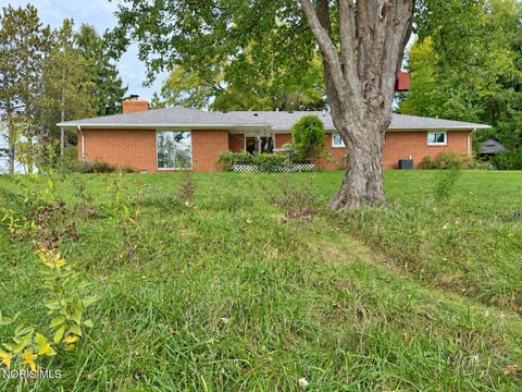 Tiny photo for 23136 W Curtice E And W Road, Curtice, OH 43412 (MLS # 10014827)