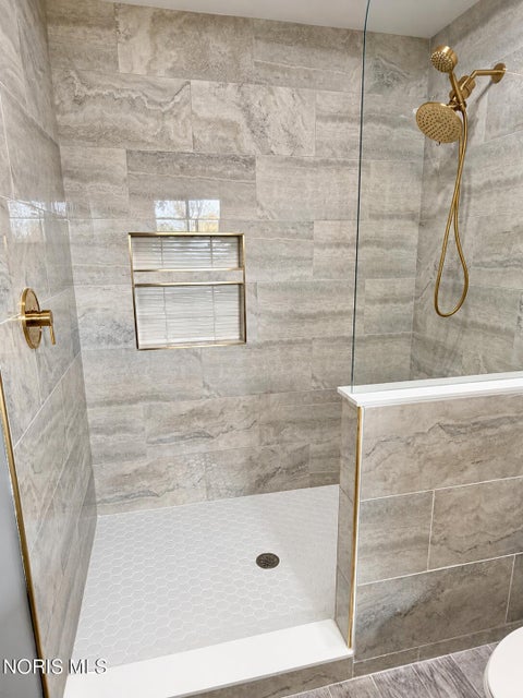 Tiny photo for 23136 W Curtice E And W Road, Curtice, OH 43412 (MLS # 10014827)