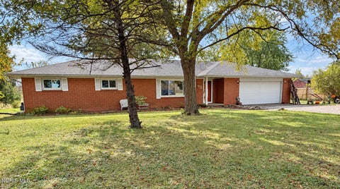 Tiny photo for 23136 W Curtice E And W Road, Curtice, OH 43412 (MLS # 10014827)