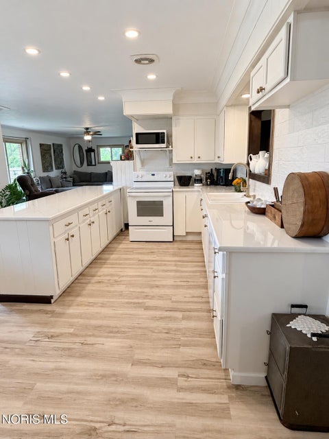 Tiny photo for 23136 W Curtice E And W Road, Curtice, OH 43412 (MLS # 10014827)