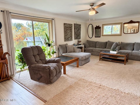 Tiny photo for 23136 W Curtice E And W Road, Curtice, OH 43412 (MLS # 10014827)