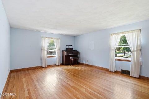 Tiny photo for 216 Esther Lane, Findlay, OH 45840 (MLS # 10013163)