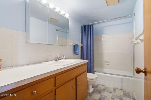 Tiny photo for 216 Esther Lane, Findlay, OH 45840 (MLS # 10013163)