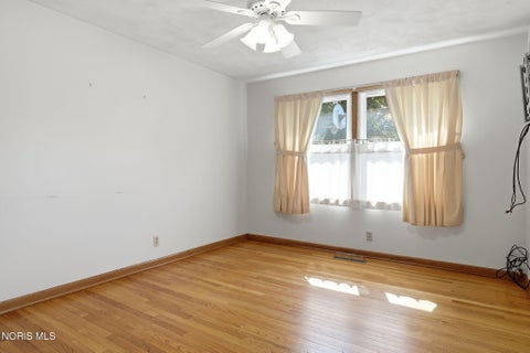 Tiny photo for 216 Esther Lane, Findlay, OH 45840 (MLS # 10013163)