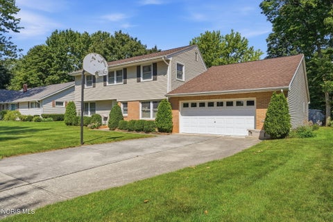 Tiny photo for 216 Esther Lane, Findlay, OH 45840 (MLS # 10013163)