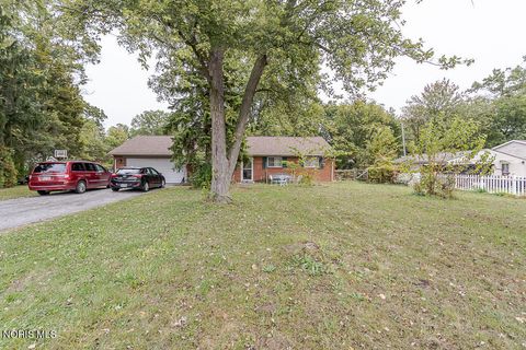 Photo of 3232 Moffat Road, Toledo, OH 43615 (MLS # 10008207)