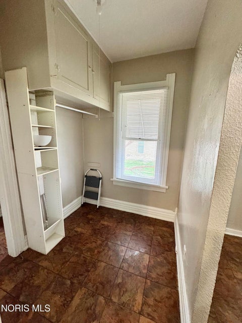 Tiny photo for 158 Everett Street, Toledo, OH 43608 (MLS # 10012985)