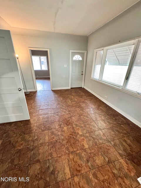 Tiny photo for 158 Everett Street, Toledo, OH 43608 (MLS # 10012985)