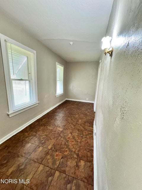Tiny photo for 158 Everett Street, Toledo, OH 43608 (MLS # 10012985)