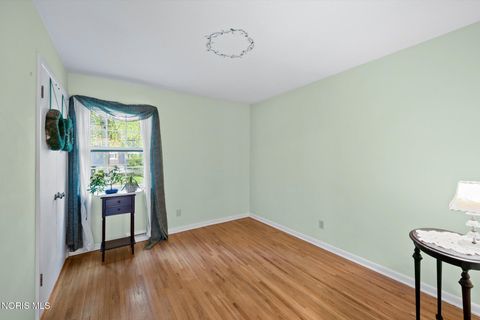 Tiny photo for 4525 Granville Court, Toledo, OH 43615 (MLS # 10007468)