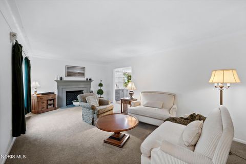 Tiny photo for 4525 Granville Court, Toledo, OH 43615 (MLS # 10007468)