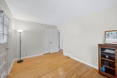 Tiny photo for 4525 Granville Court, Toledo, OH 43615 (MLS # 10007468)
