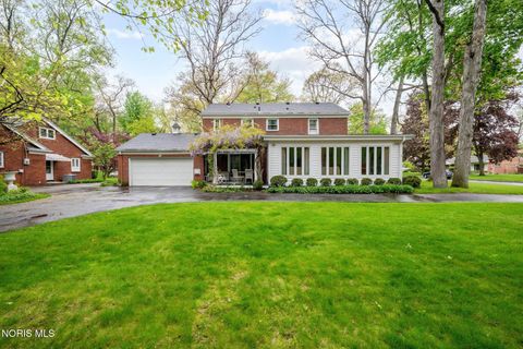 Tiny photo for 4525 Granville Court, Toledo, OH 43615 (MLS # 10007468)