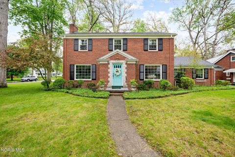 Tiny photo for 4525 Granville Court, Toledo, OH 43615 (MLS # 10007468)