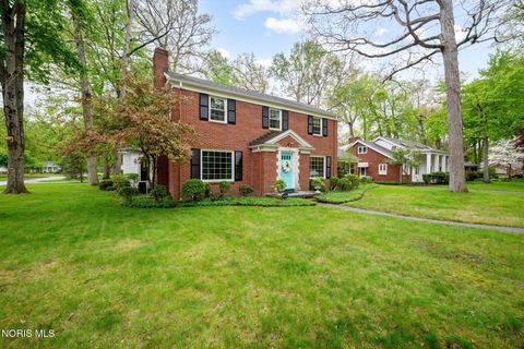 Tiny photo for 4525 Granville Court, Toledo, OH 43615 (MLS # 10007468)