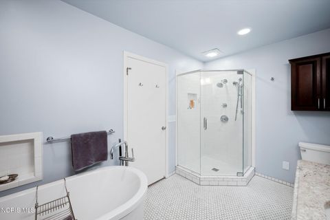 Tiny photo for 4525 Granville Court, Toledo, OH 43615 (MLS # 10007468)