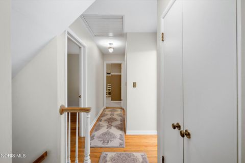 Tiny photo for 4525 Granville Court, Toledo, OH 43615 (MLS # 10007468)