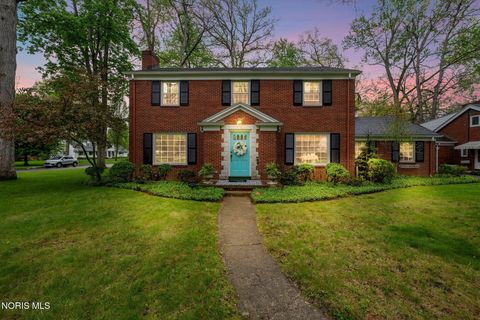 Photo of 4525 Granville Court, Toledo, OH 43615 (MLS # 10007468)