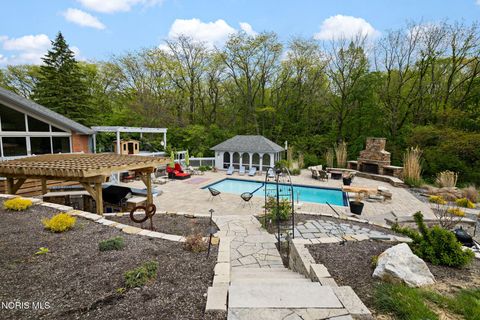 Tiny photo for 14951 Stonehaven Drive, Perrysburg, OH 43551 (MLS # 10007843)