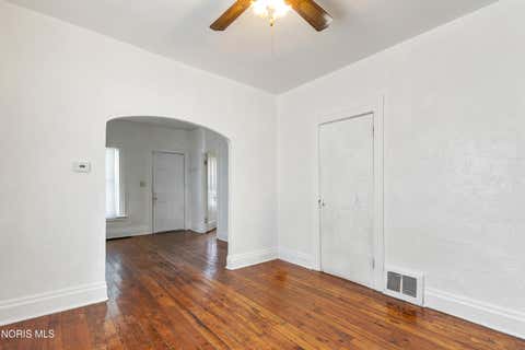 Tiny photo for 38 E Streicher Street, Toledo, OH 43608 (MLS # 10010192)