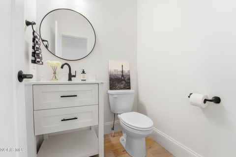 Tiny photo for 130 Barton Creek Drive, Perrysburg, OH 43551 (MLS # 10006694)