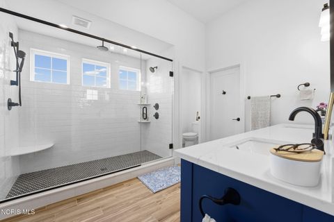 Tiny photo for 130 Barton Creek Drive, Perrysburg, OH 43551 (MLS # 10006694)