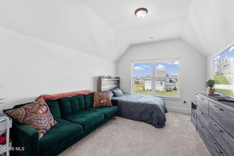 Tiny photo for 130 Barton Creek Drive, Perrysburg, OH 43551 (MLS # 10006694)