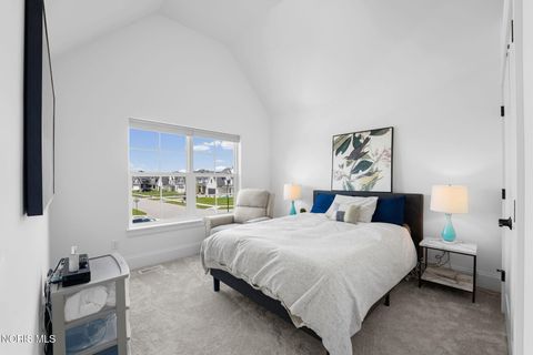 Tiny photo for 130 Barton Creek Drive, Perrysburg, OH 43551 (MLS # 10006694)