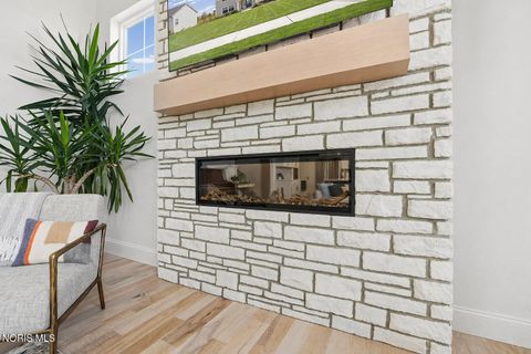 Tiny photo for 130 Barton Creek Drive, Perrysburg, OH 43551 (MLS # 10006694)