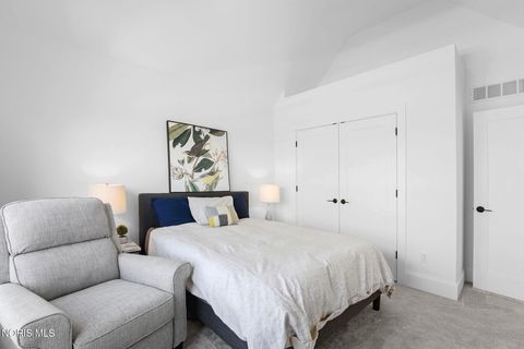 Tiny photo for 130 Barton Creek Drive, Perrysburg, OH 43551 (MLS # 10006694)