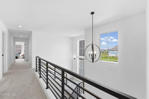 Tiny photo for 130 Barton Creek Drive, Perrysburg, OH 43551 (MLS # 10006694)